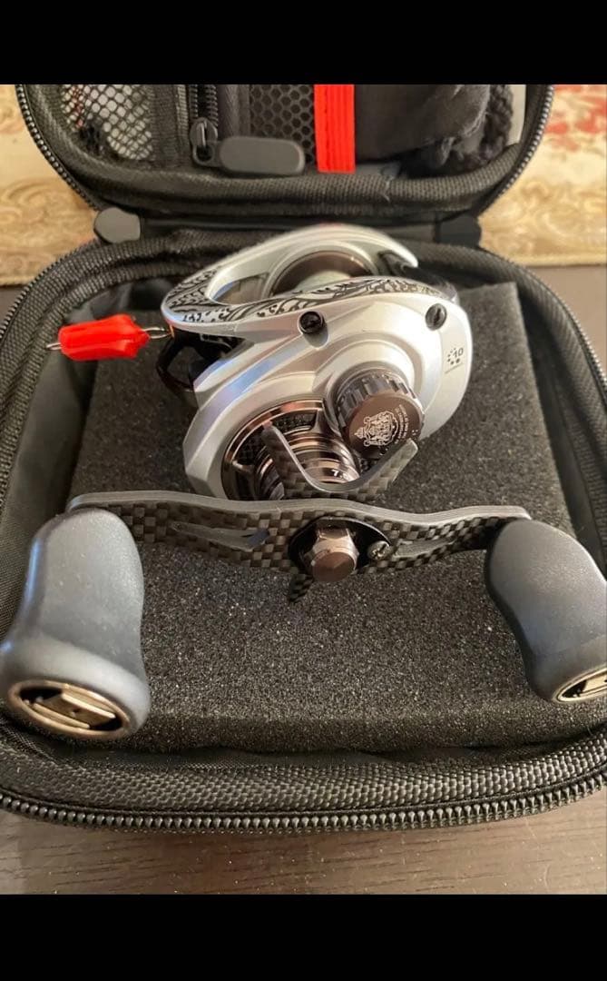 美品 アブガルシア ゼノン MG7 zenon mg7 左巻き ベイトリール