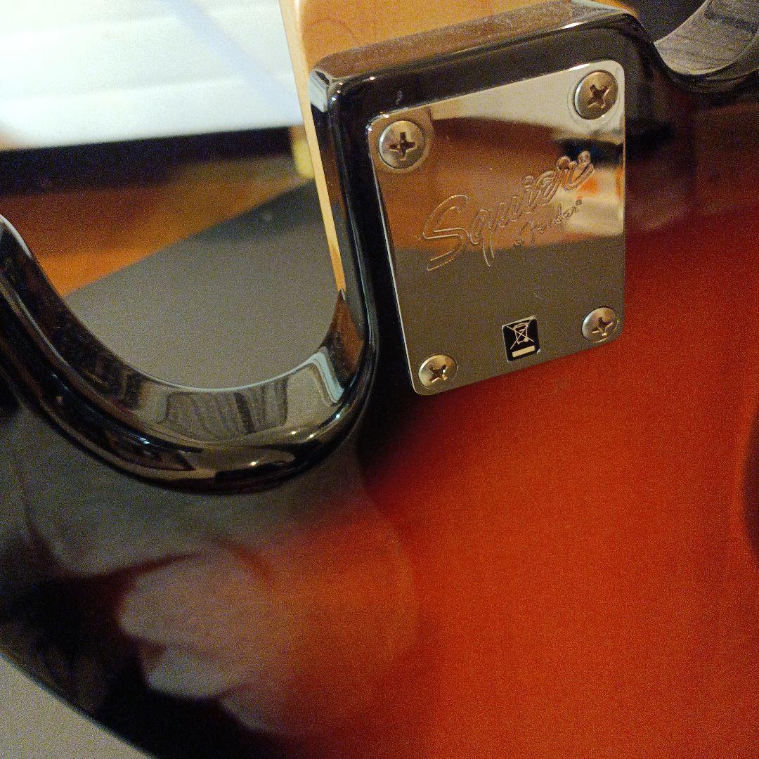 Squier J Bass サンバースト ベース Fender