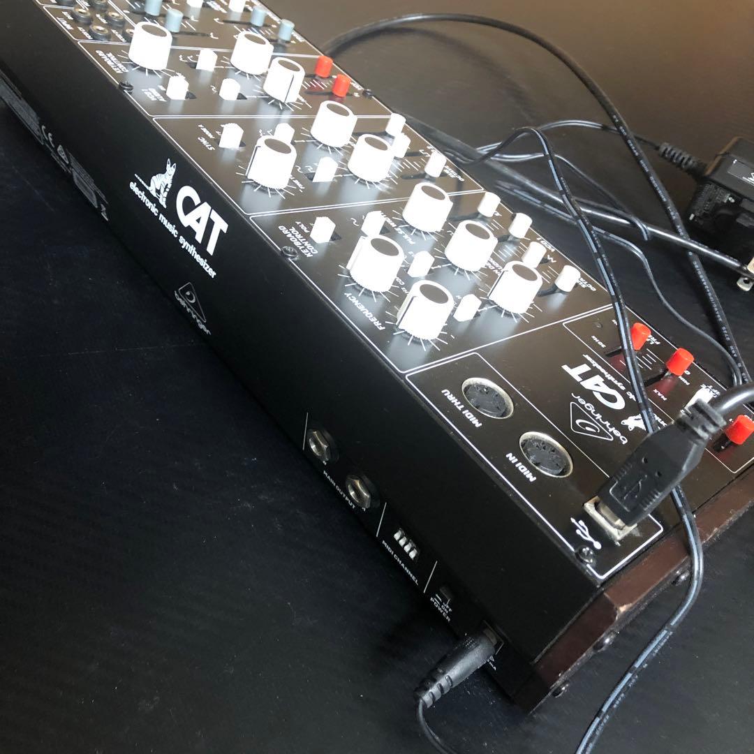 Behringer CAT アナログシンセサイザー