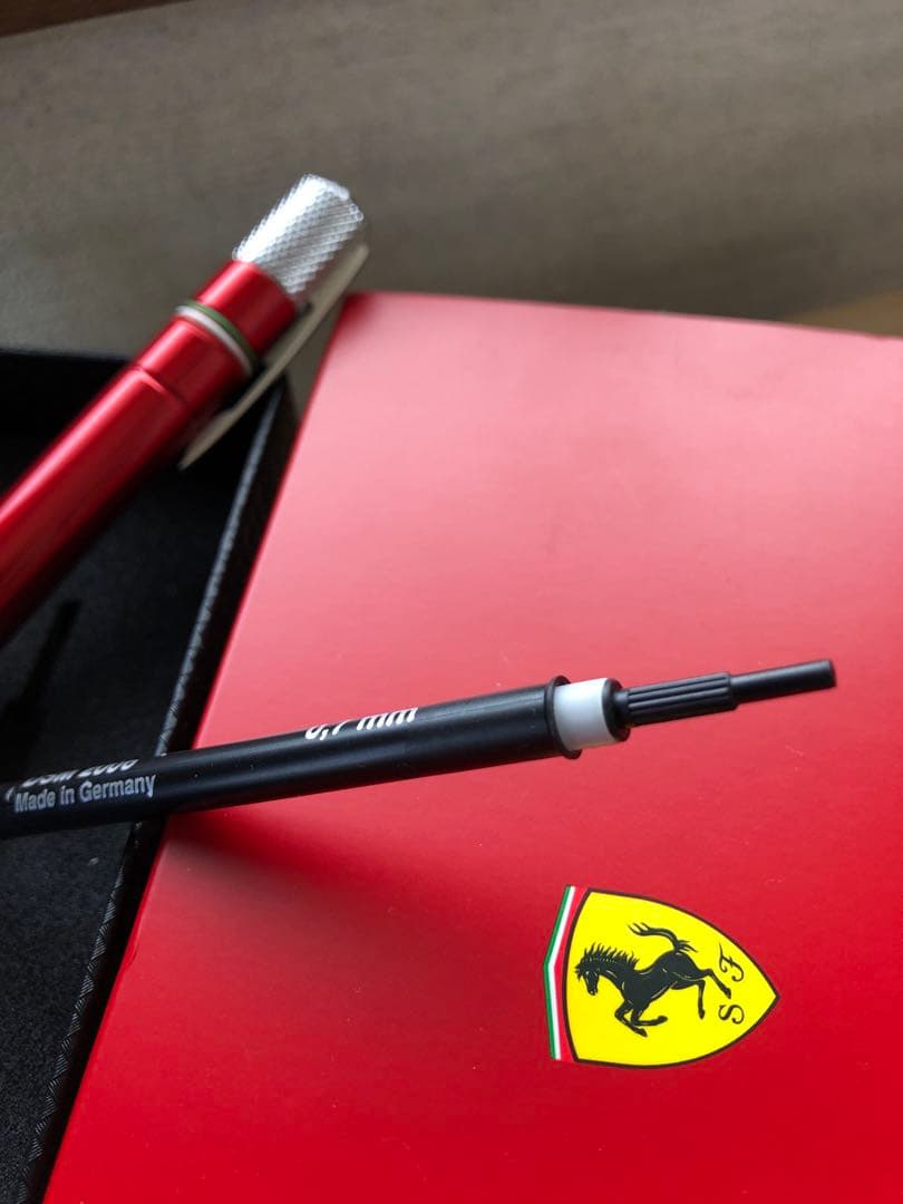 フェラーリ　プロデュース希少❗️未開封フェラーリ社純正　ボール　シャープペン