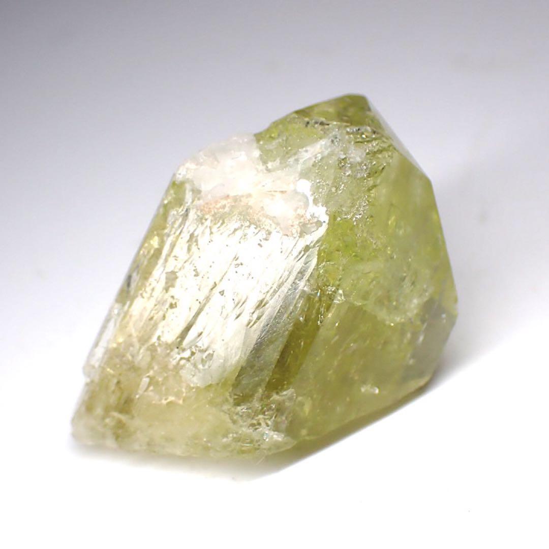 【ブラジル産】ブラジリアナイト原石