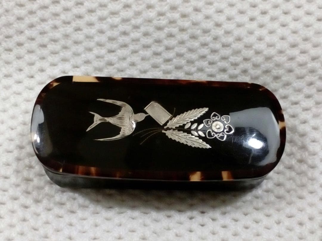 鼈甲アンティーク小物入れ鳩手紙