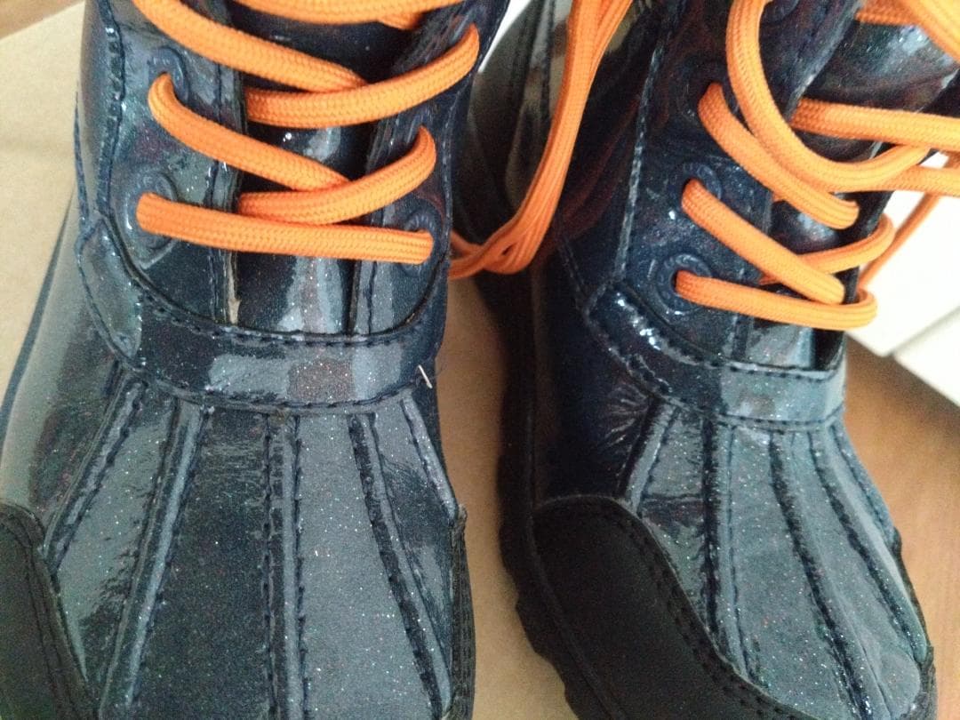 UGG 子供用 防水ブーツ 13サイズ ネイビー/オレンジ