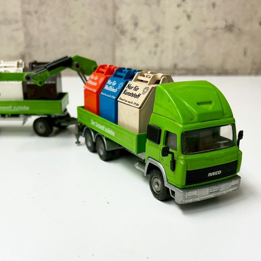 Siku（ジク）3813 イヴェコ ターボスター リサイクリングトレーラー