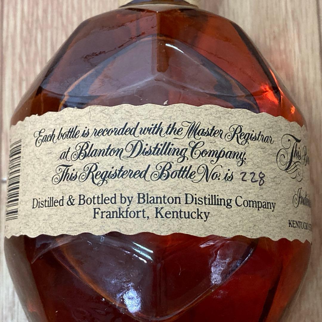 Blanton's ブラントン　シングルバレルバーボン　750mm 2011年