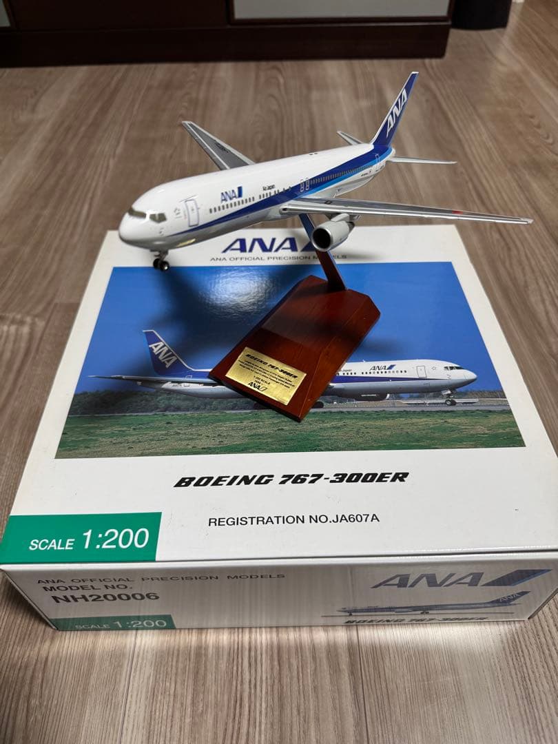 全日空商事　モデルプレーン　Boeing767-300er