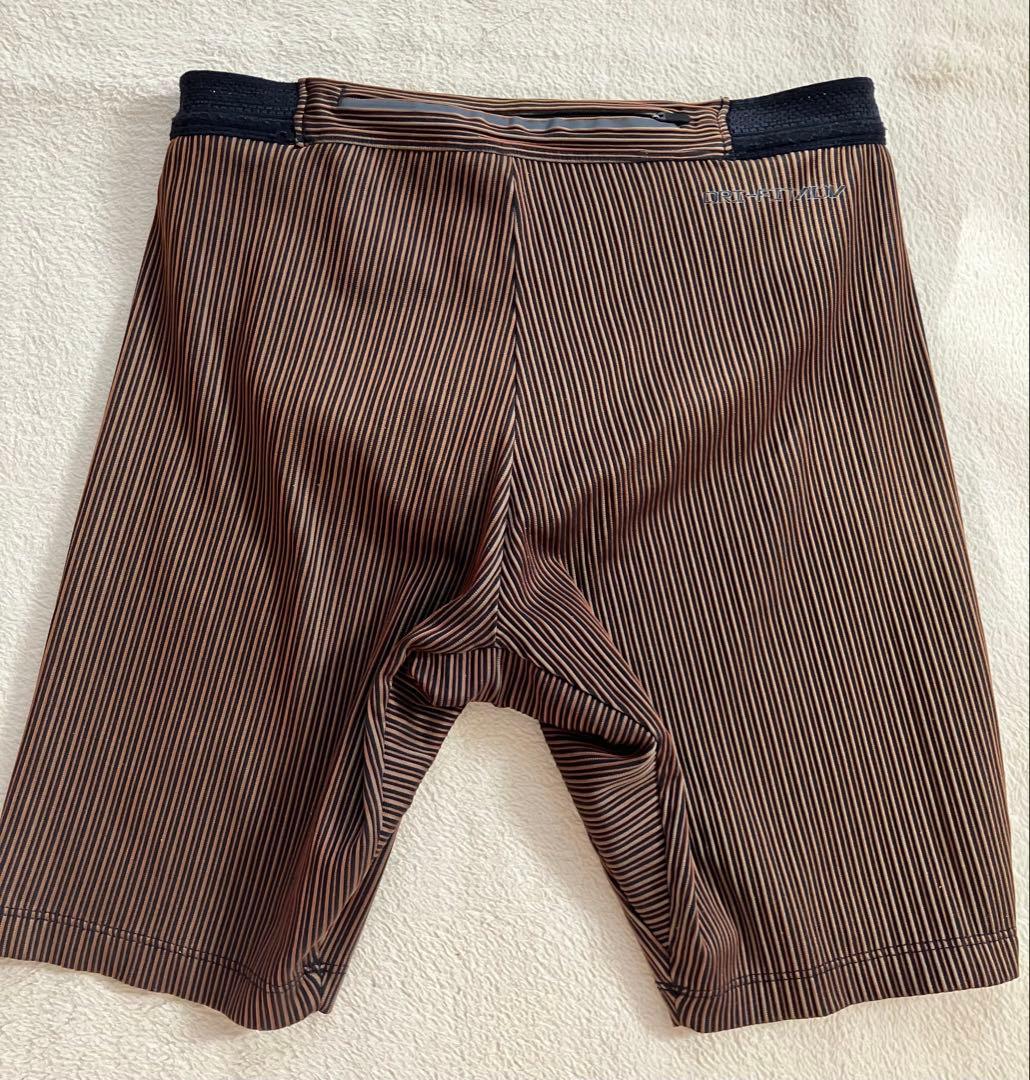 【美品】Nike DRI-FIT エアロスイフト　ハーフタイツ　Sサイズ