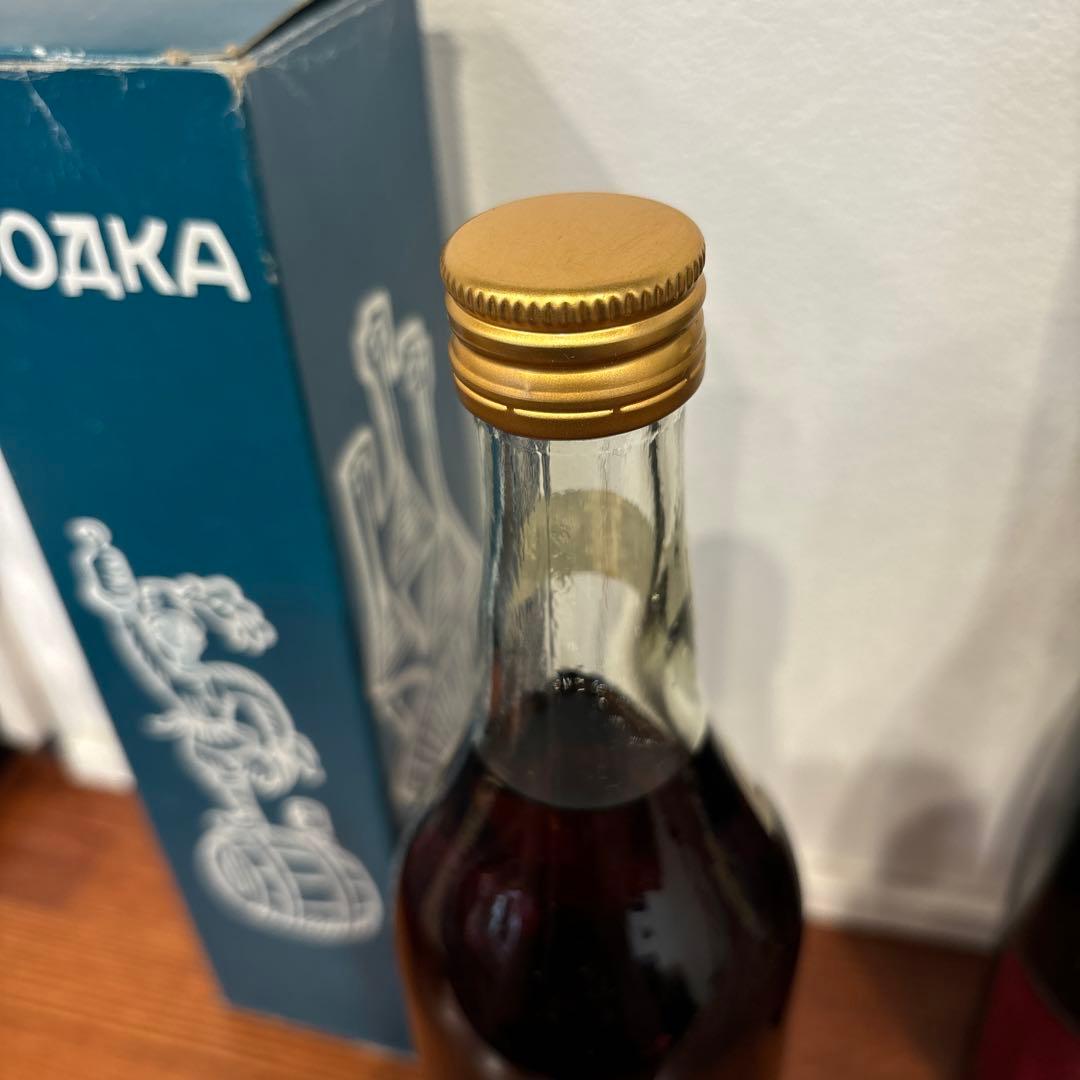 希少！　スタルカ　オールドウォッカ　未開栓