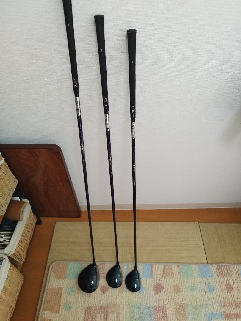 女性用ゴルフセット　ゼクシオ