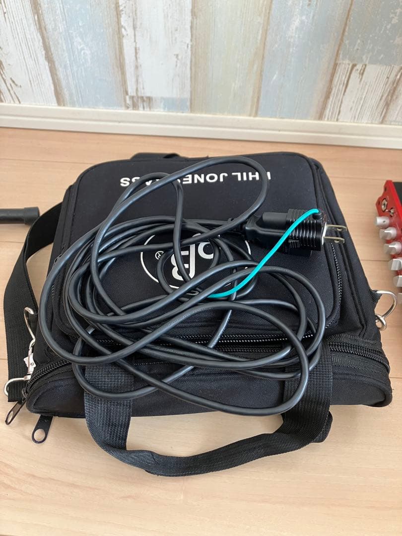 PHIL JONES BASS D-400 ベース用アンプ