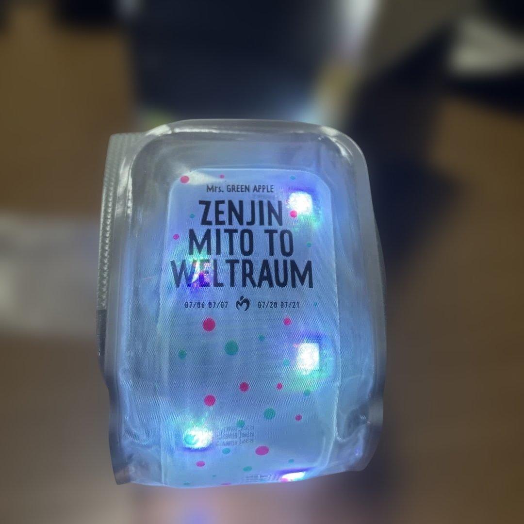 【12/16まで！】メルカリ祭特価値引きLight Bandミセスピンバッチ付き