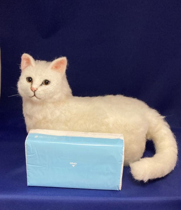 羊毛フェルト 猫 サンプルページ 白猫 L L L ハンドメイド 香箱座り