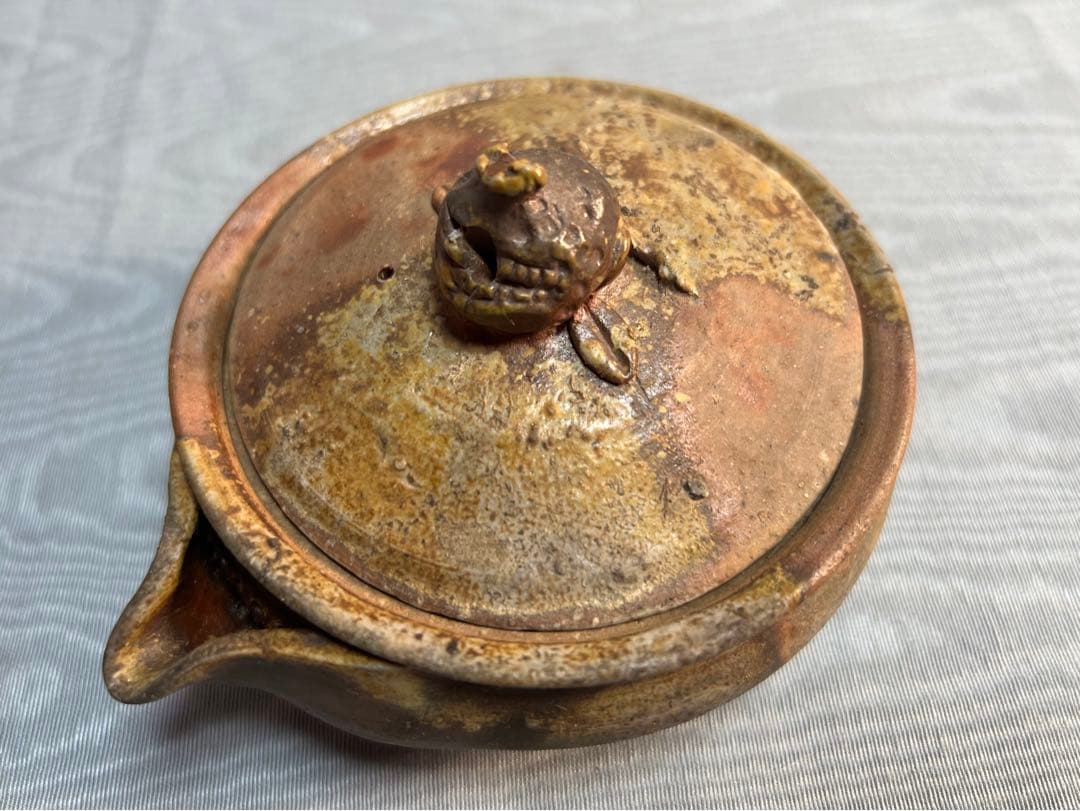 備前焼　宝瓶　柘榴　陶印あり