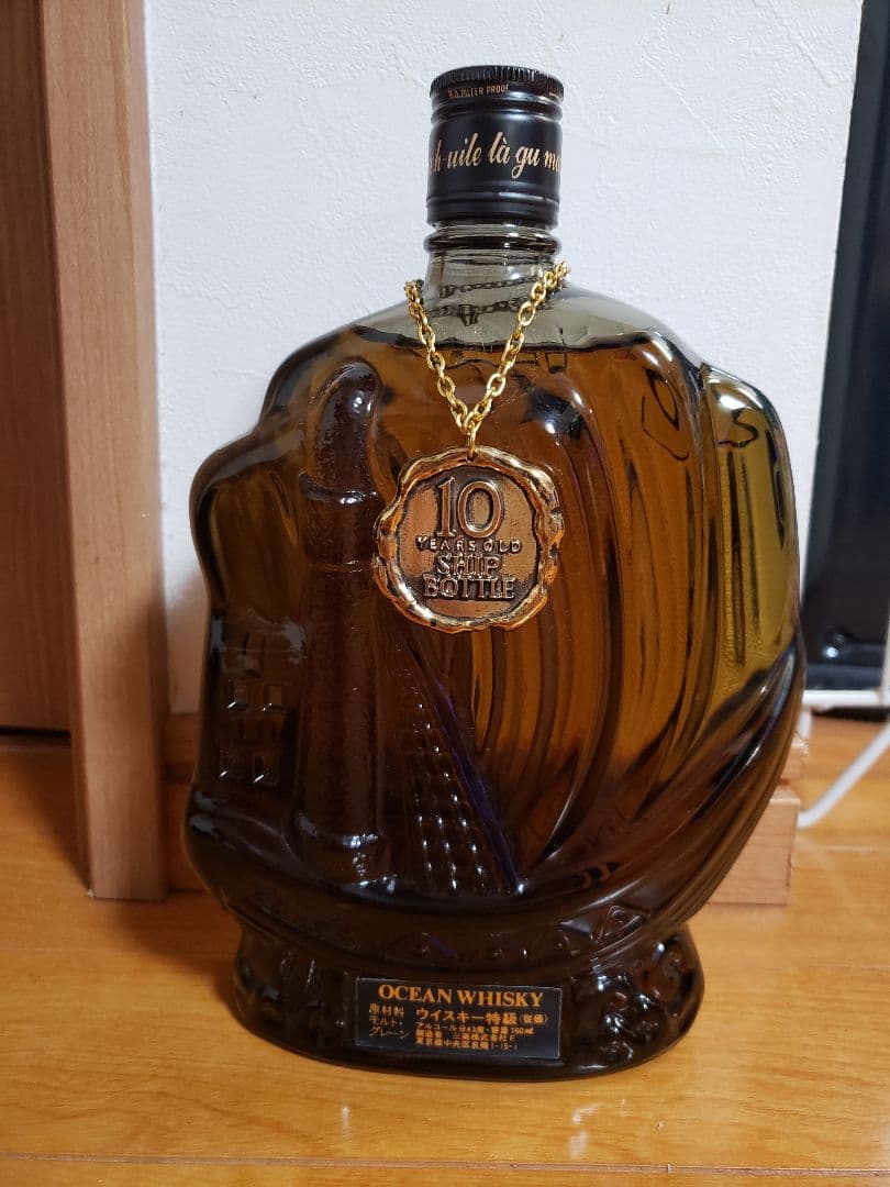 期間限定値下げ！特級 オーシャン ウイスキー 10年 シップボトル