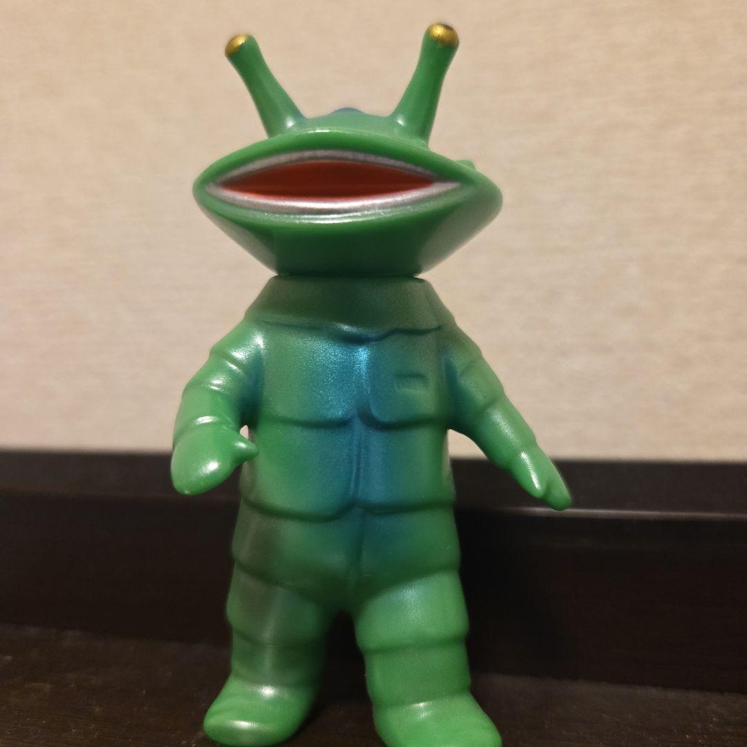 ウルトラマン　カネゴン　東急ハンズ名古屋限定　US TOYフィギュア