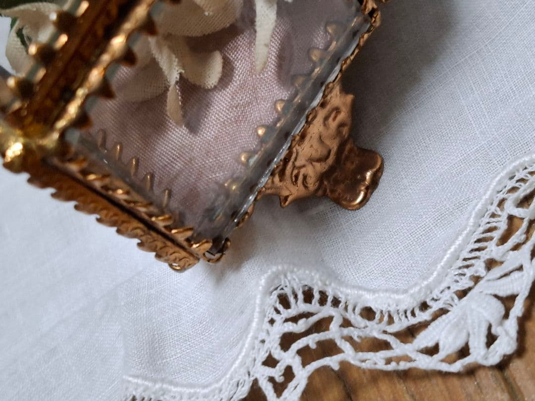 アンティーク雑貨★グローブドマリエ★ガラスケース★小物入れ★ミニョネット