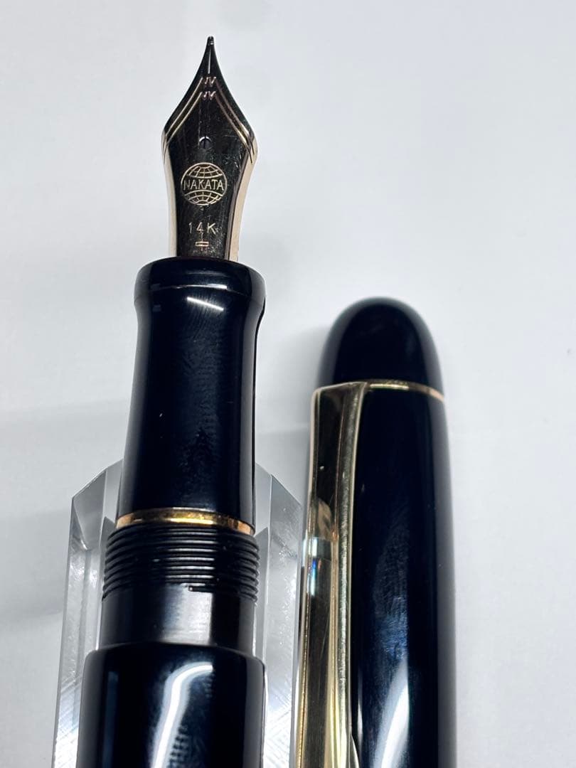 中屋万年筆廃盤バランスコントロールクロロ中字、ノーマルタイプ漆クロロ万年筆細字