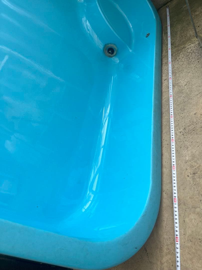 大型青タンク 縦約125cm x 横約125cm深さ約25cm