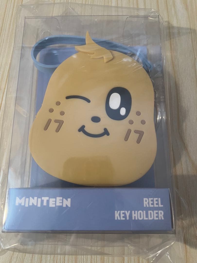 MINITEEN REEL KEYHOLDER ミンギュ