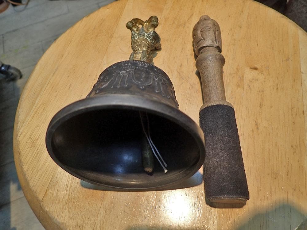 【風水】シンキングハンドベル (670g)