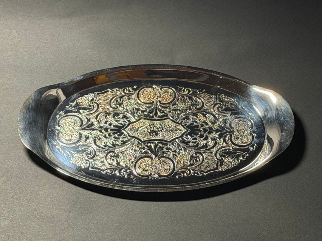 【貴重品】マッピン&ウェッブ　装飾彫刻の楕円形トレー