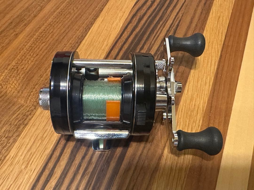 ABU Ambassadeur 2500C アブ アンバサダー ブラック リール