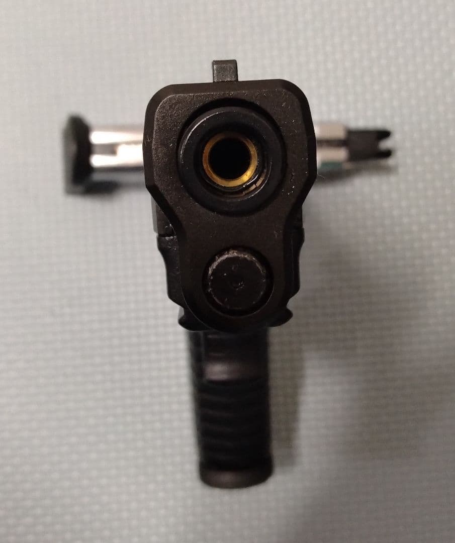 東京マルイ　XDM-40　ガスブローバックガン（予備 マガジン 付）