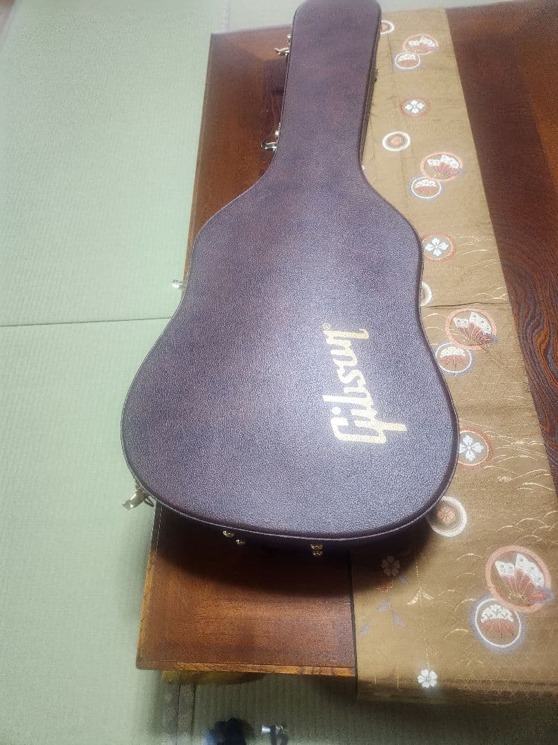 Gibson J-45 アコースティックギター