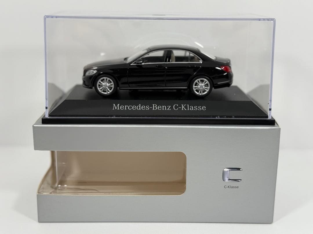 1/43 メルセデスベンツ W205 Cクラス ブラック