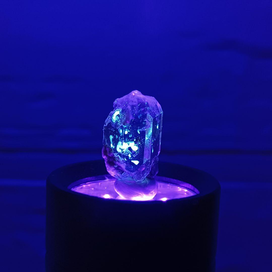 【超希少石/最強品質】オイルインクォーツ＊石油入り水晶＊　天然石 原石