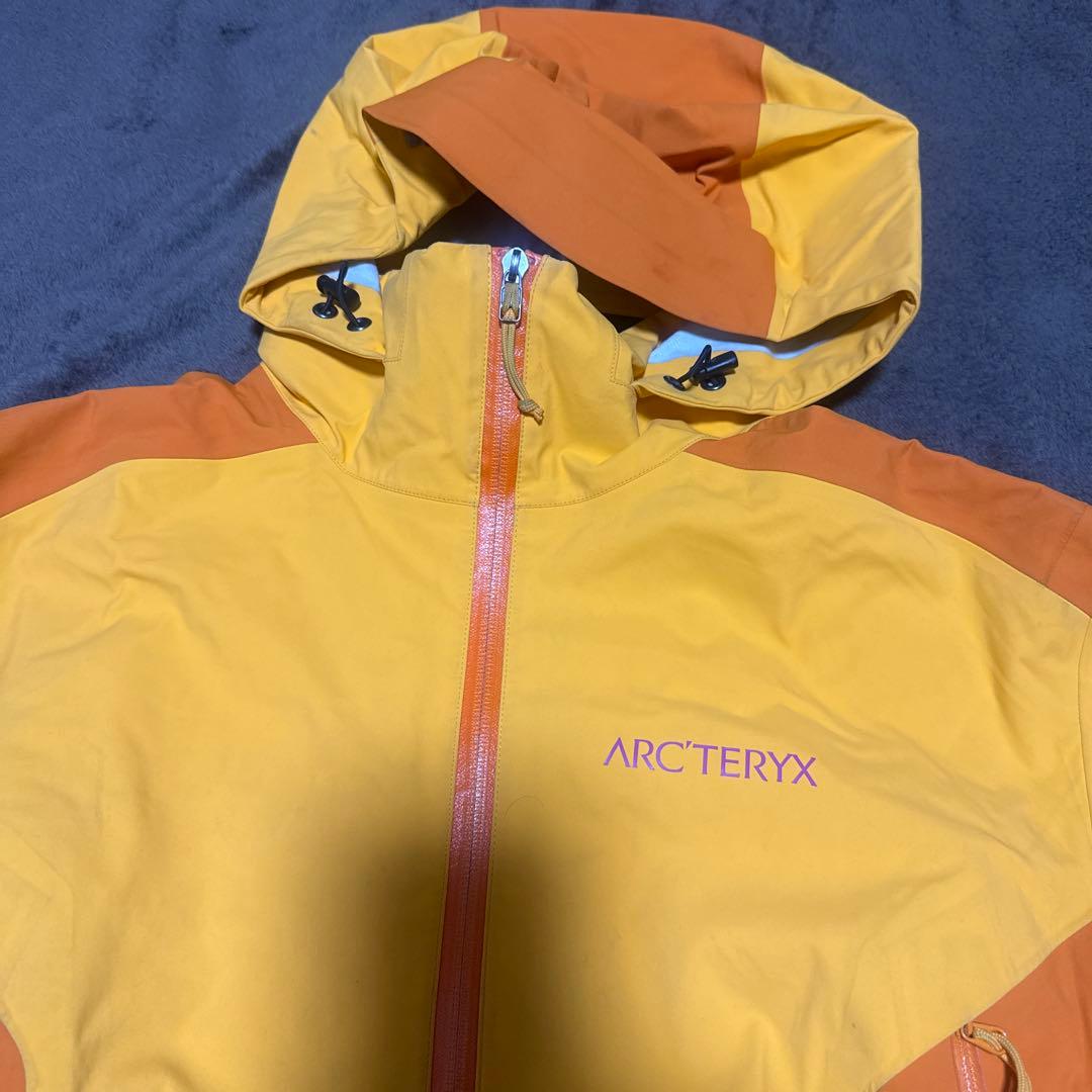 ARC'TERYX GORE-TEX スノージャケット　women's Ｌ