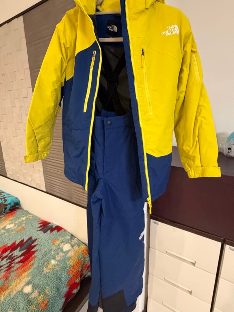 The North Face 子ども用スキーウェア 上下セット