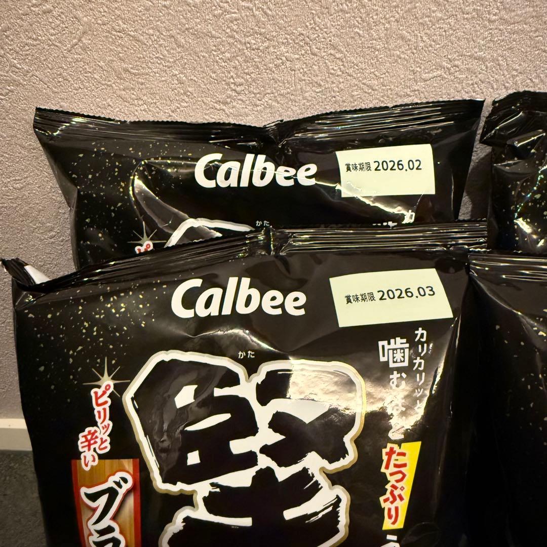 【7種/計32袋】カルビー　BIGBAG 堅あげポテト　ピザポテト ポテチ