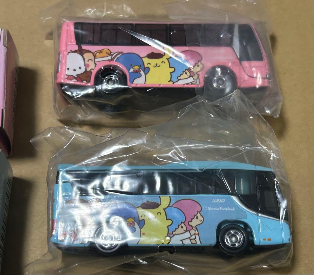 トミカ サンリオピューロランド号 2台セット