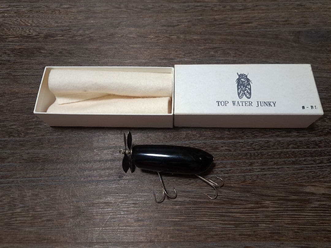 レア　漆塗り　トップウォータージャンキー　ミルヘッドターキー　KURO　黒