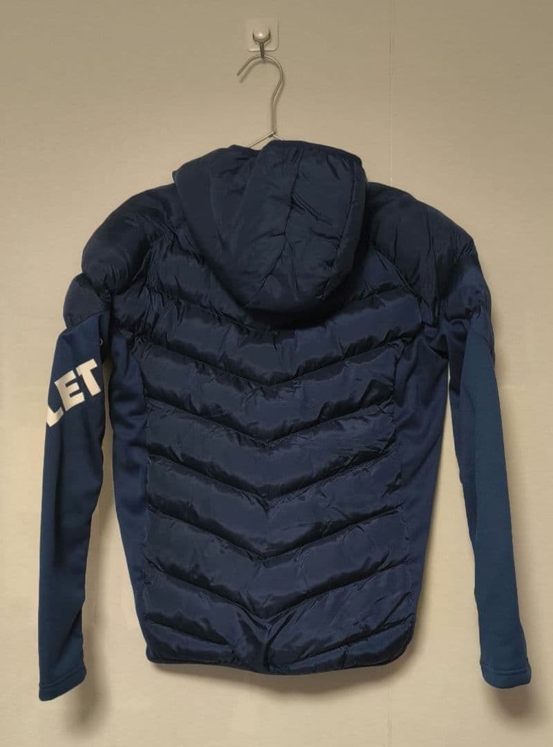 新品　人気　アスレタ　中綿ウォームジャケット　サイズM