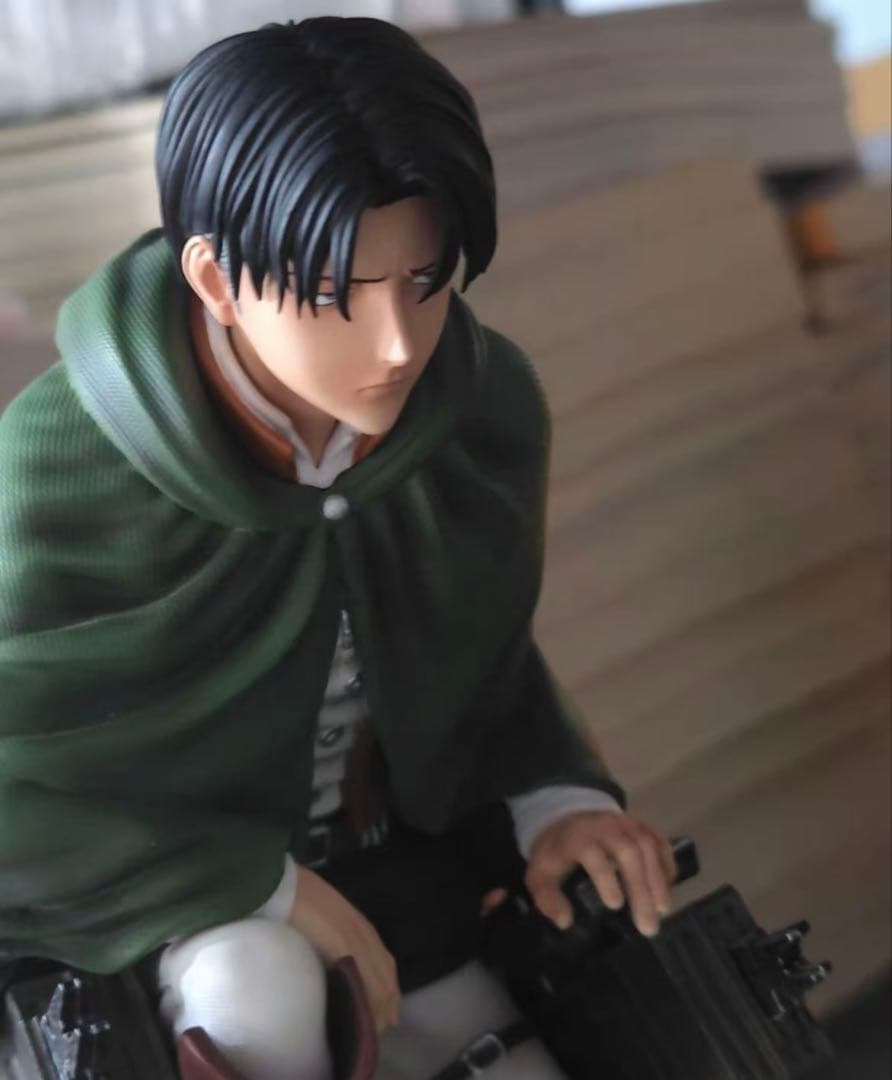 進撃の巨人 ② リヴァイ+ エルヴィン ガレージキット ガレキ スタチュー