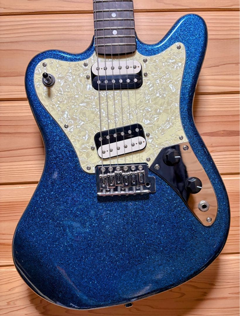 Squier by Fender Super Sonic スクワイア　スクワイヤ