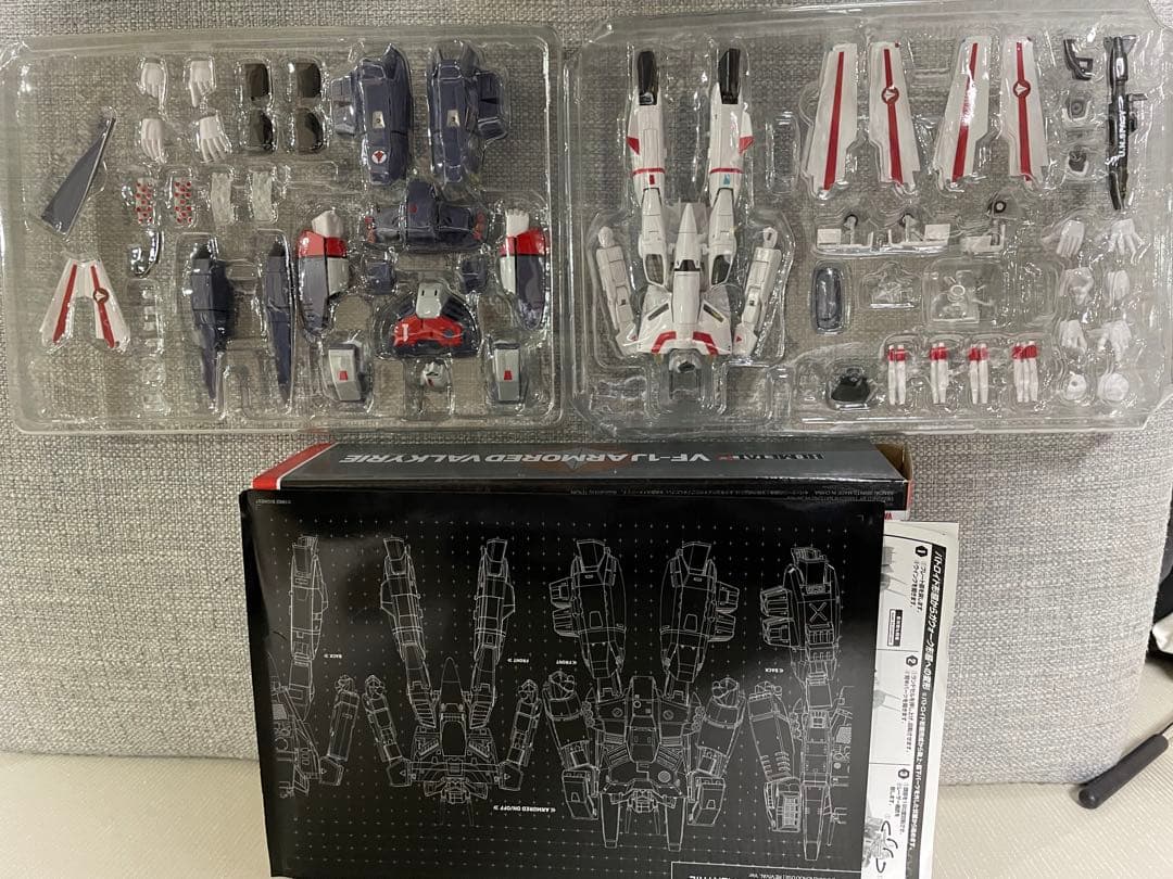 ロボット BANDAI VF-1J ARMOR VALKYRIE