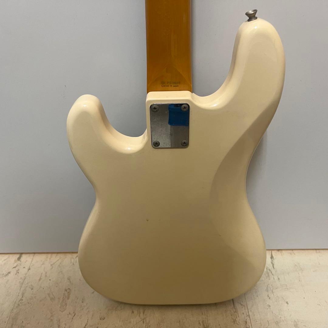 フェンダー　プレシジョンベース