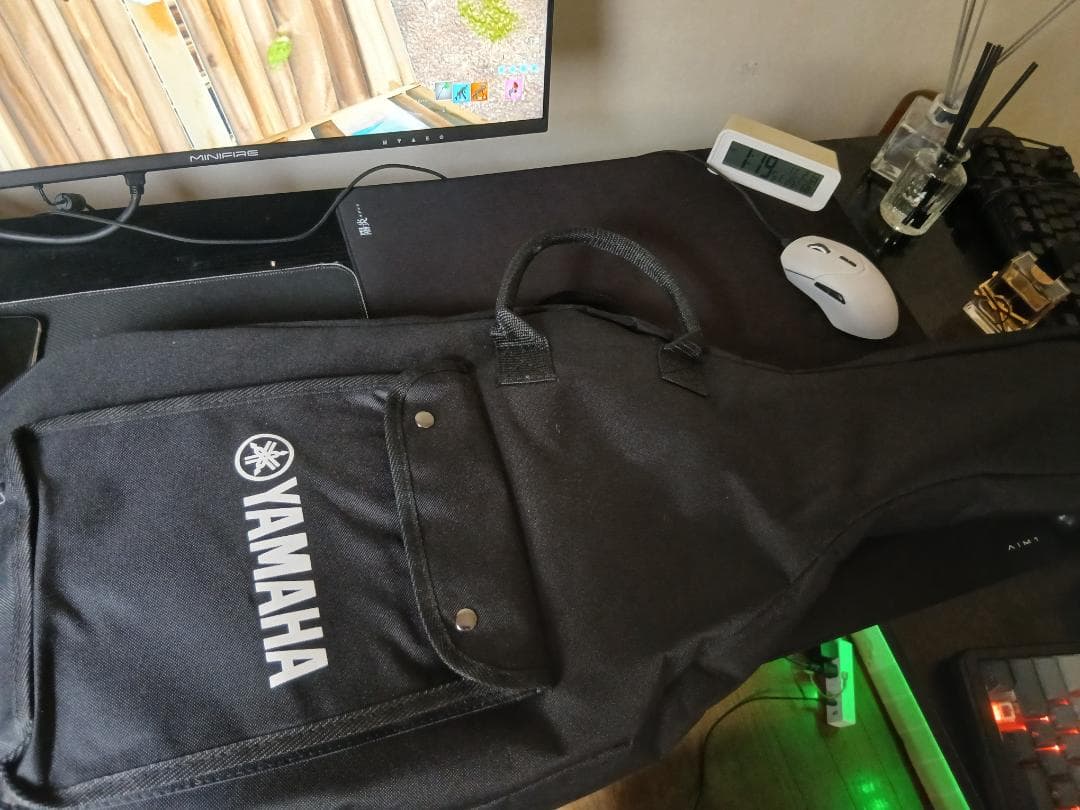 Yamaha Pacifica ブラックエレキギター