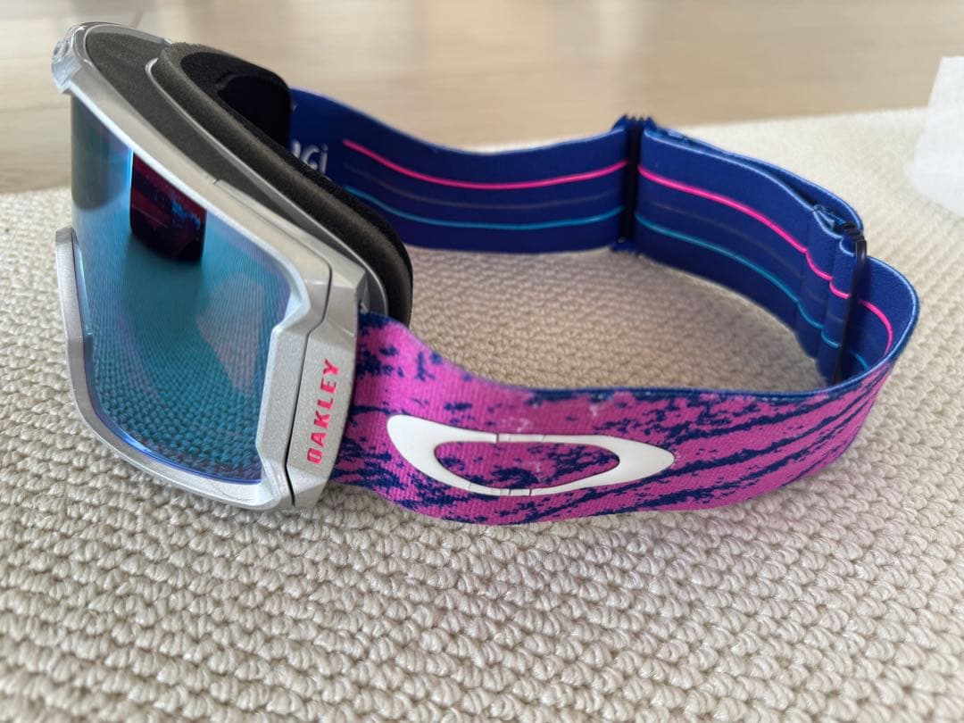 Oakley ゴーグル ミラーレンズ 収納ケース付き