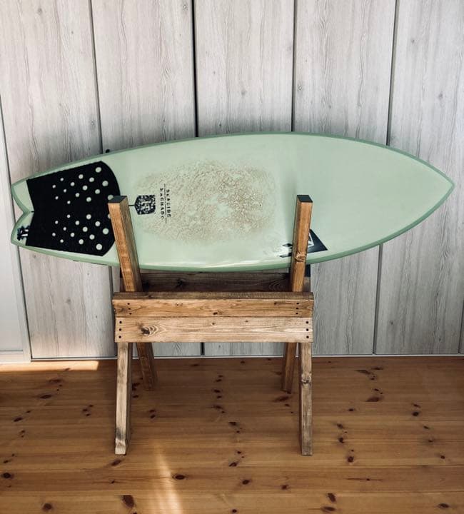 本日限定価格！開閉式！木製サーフボード用メンテナンススタンドボードスタンドラック