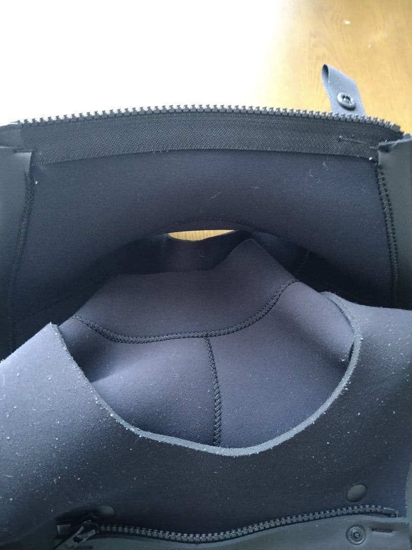 AIRTIGHT　セミドライ　ウェットスーツ　レディース　S 5mm/3mm