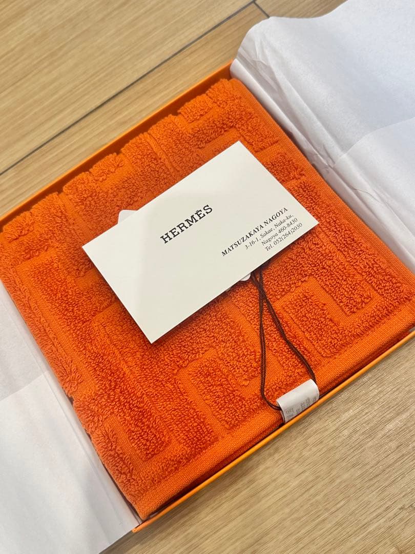 HERMES オレンジ タオルハンカチ ギフトボックス付き　エルメス