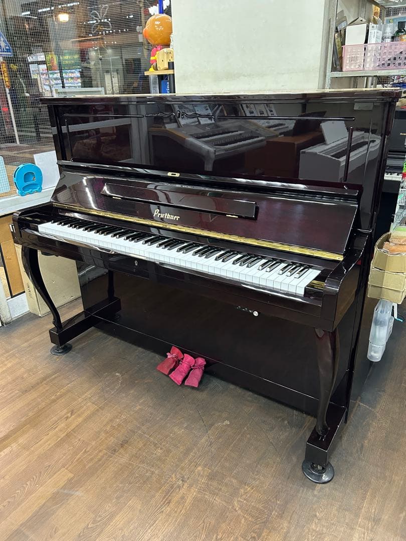 超価格、国産プルッナーピアノ、P20、人気のサイレント付、高級マホガニー、1台限