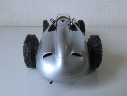 特価 CMC (1/18) メルセデスベンツ W196