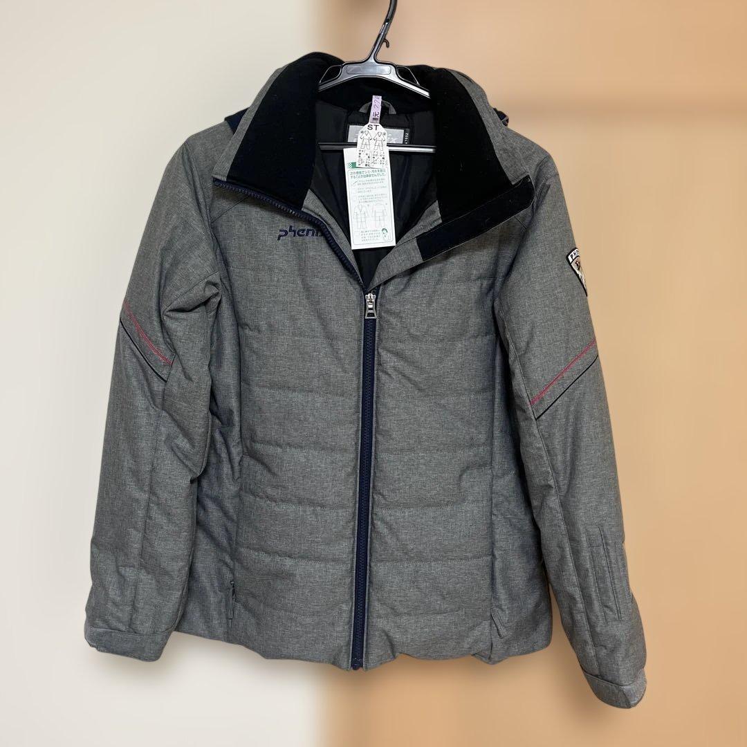 グレー フード付き スキーウェア 中綿入り　160