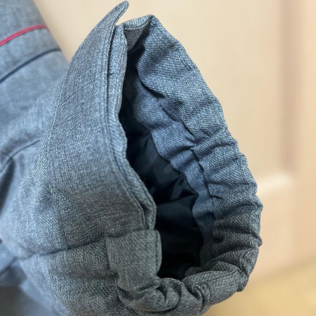 グレー フード付き スキーウェア 中綿入り　160