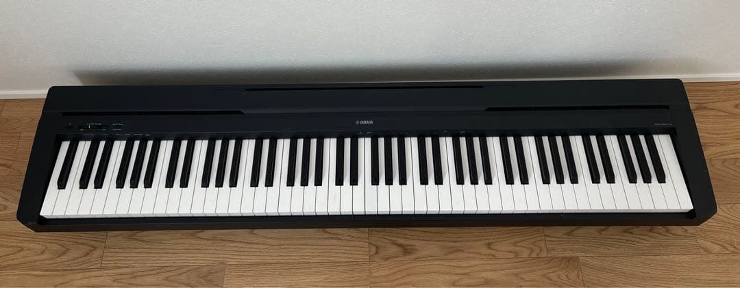 YAMAHA 電子ピアノ　88鍵　スタンド付き